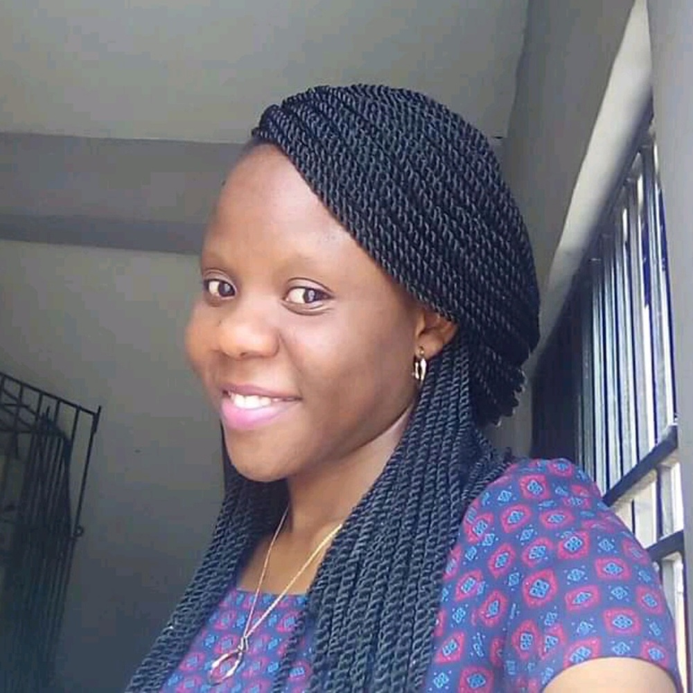 Meet your Posher, Oluwatomi